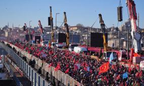 مسيرة جماهيرية حاشدة باسطنبول دعما لفلسطين بمشاركة السفير أبو جيش