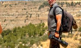 خاص | مصوّر يوثق الحياة البرية في معركة حماية البيئة والهوية