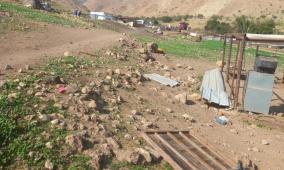 20 عائلة ترحل قسرا عن تجمع الشلال شمال أريحا