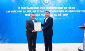 هانوي تمنح السفير سعدي الطميزي مواطنة الشرف تقديرا لجهوده