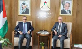 مرسوم رئاسي يخصص أراضي حكومية لصالح مشاريع الطاقة في جنين ونابلس