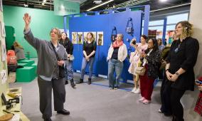 مسي فرانكفورت ترسم ملامح عالم الغد