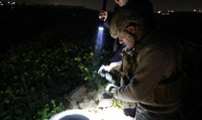 الشرطة تتعامل مع جسم متفجر منبثق عن قذيفة في بلدة أبو شخيدم