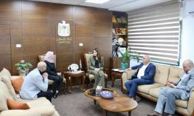 د. ولاء بطاط تبحث مع وزيرة العمل سبل الشراكة في منتدى فلسطين الاقتصادي