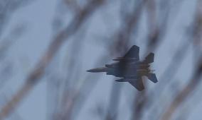 وُصفت بالأكثر تعقيداً.. أكسيوس: القوات الأميركية تنقذ الطيار الذي أسقطت طائرته إف 15 في إيران