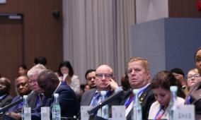 السفير عواد يشارك في زيارة ميدانية إلى مقاطعة خبي بتنظيم من الخارجية الصينية