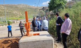 غنام تطلع نائب مستشار الأمن القومي البريطاني على معاناة المواطنين