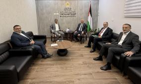 وزير الصناعة يؤكد أهمية دعم صمود القطاع الصناعي في العاصمة القدس