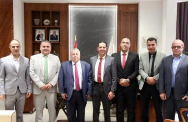 شركة تمكين للتأمين وجامعة فلسطين الاهلية توقعان اتفاقية إحالة خدمات التأمين