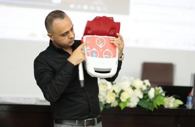 الجامعة العربية الأمريكية تُطلق مبادرة بتركيب أجهزة مُزيل الرجفان القلبي الآلي (AED) في مواقع استراتيجية داخل الحرم