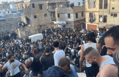 ضحايا ومفقودين جراء انهيار مبنى سكني في طرابلس شمال لبنان