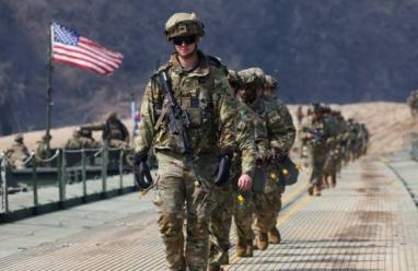 الغارديان: إدارة ترمب تخطط لبناء قاعدة عسكرية تضم 5000 جندي في غزة