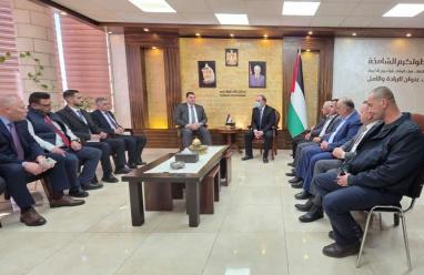 الأحمد يزور طولكرم ويبحث احتياجاتها الخدمية ويوقع مذكرة تفاهم مع جامعة خضوري