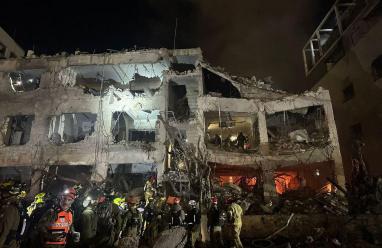 9 قتلى وعدد من المصابين في قصف صاروخي إيراني على إسرائيل