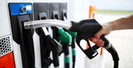 أسعار المحروقات والغاز في فلسطين لشهر 1 يناير/ كانون الثاني 2026