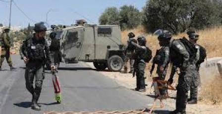 قوات الاحتلال تنصب حاجزاً عسكرياً غرب بيت لحم