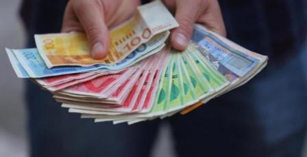 انخفاض على أسعار العملات