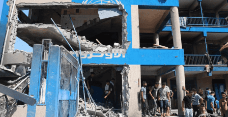 "اليونيسف" تطلق حملة لإعادة مئات آلاف أطفال غزة إلى المدارس بعد الدمار الهائل