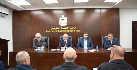 فلسطين.. اقتصاد يموّل بقاءه بديون 14.6 مليار دولار