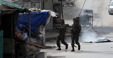 إصابات بالاختناق خلال اقتحام الاحتلال لمدينة نابلس