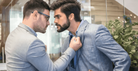 10 نصائح للتعامل مع الشخص المتسلط وكثير الانتقاد