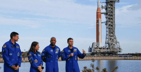 ناسا تقترب من إطلاق "أرتميس 2".. أول رحلة مأهولة حول القمر منذ أكثر من نصف قرن