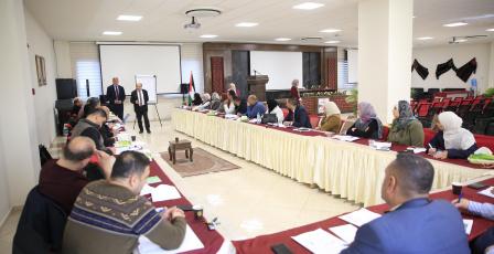 أبو زيد يلتقي متدربي برنامج إعداد القادة ويؤكد محورية التعلم المستمر وإتقان اللغات في بناء القيادات الوطنية