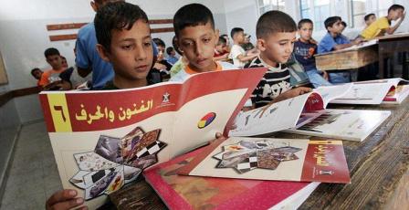 "التربية" تنفي شائعات المناهج وتعلن عن نظام جديد للثانوية العامة