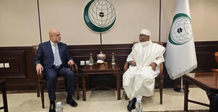 الهباش يُطلع الأمين العام لمنظمة التعاون الإسلامي على تطورات القضية الفلسطينية