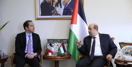 أبو زيد يستقبل القنصل الفرنسي لدى فلسطين ويبحث معه سبل تعزيز التعاون