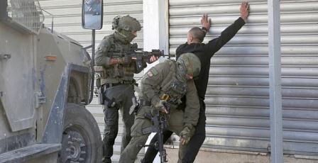 الاحتلال يشن حملة اعتقالات في بلدة الرام شمال القدس