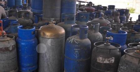 خاص| ارتفاع أسعار الغاز في الضفة يهدد القطاع بالانهيار ونقيب الشركات يناشد الحكومة بالتدخل