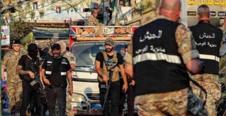 الجيش اللبناني يوقف 27 شخصًا بتهم حيازة أسلحة بعد حظر الأنشطة العسكرية لحزب الله