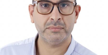 ملادينوف يخدع الأونروا والسلطة