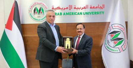 اللواء ناصر البوريني يزور الجامعة العربية الأمريكية