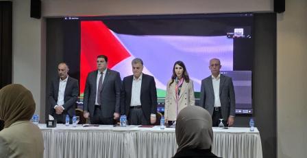 بالصور| توقيع مدونة سلوك لسائقي المركبات العمومية لتنظيم قطاع النقل وتعزيز جودة الخدمة