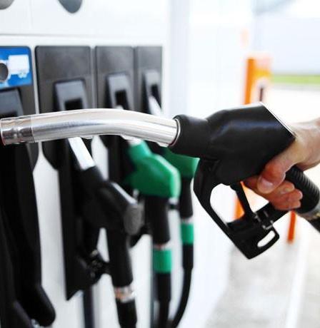 أسعار المحروقات والغاز في فلسطين لشهر 1 يناير/ كانون الثاني 2026