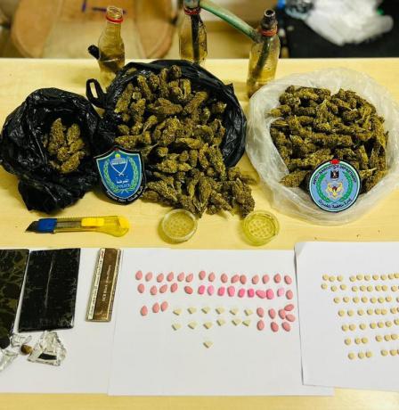 مكافحة المخدرات تحبط تهريب كميات من المخدرات في طولكرم