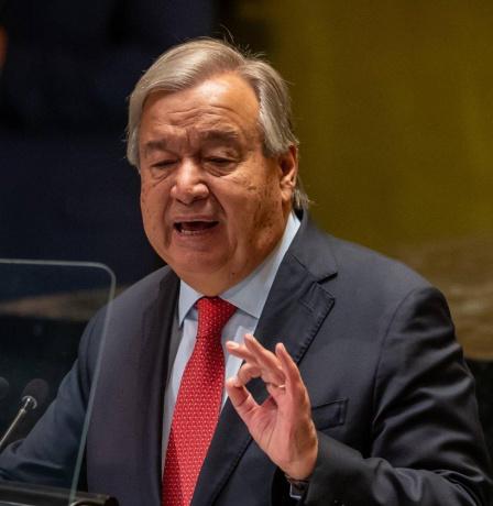 غوتيريش يؤكد ضرورة تطبيق وقف إطلاق النار ووقف عنف المستوطنين