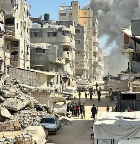  استشهاد طفلين بقصف الاحتلال محيط مستشفى كمال عدوان شمال غزة