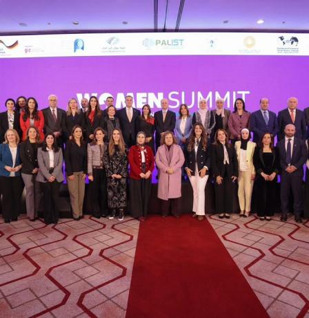 برعاية وحضور رئيس الوزراء: إطلاق قمة المرأة والتكنولوجيا والمال في رام الله