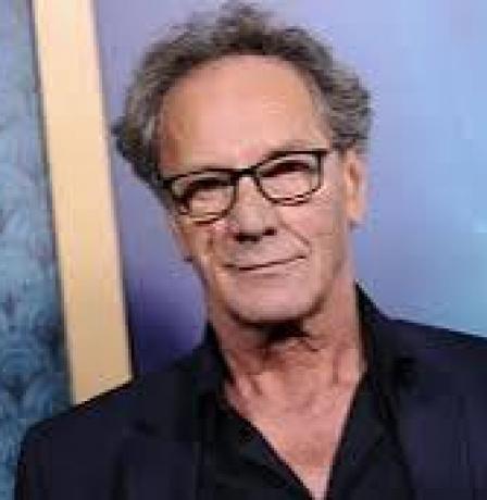 برحيله تفقد فلسطين قامة فنية ووطنية.. محمد بكري يغيب بعد مسيرة حافلة بالعطاء والإبداع