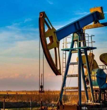 الاتحاد الأوروبي يحذر من تفاقم أزمة الطاقة ويدعو لتقليص استهلاك النفط