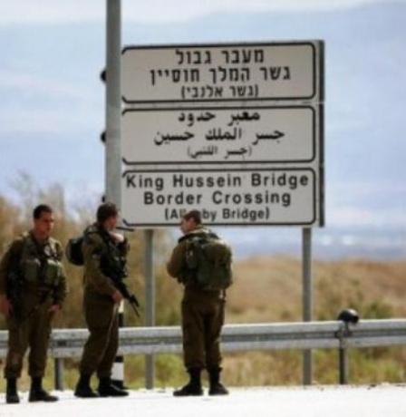 الاحـتلال يمنع وفد النقابات التعليمية الدولي من دخول فلسطين وتُعيده عبر معبر الكرامة