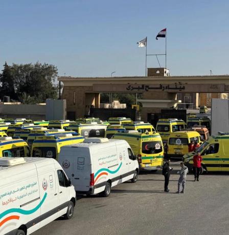 الصحة المصرية: تجهيز 12 ألف طبيب و300 مركبة إسعاف لتقديم الخدمة الطبية لجرحى غزة