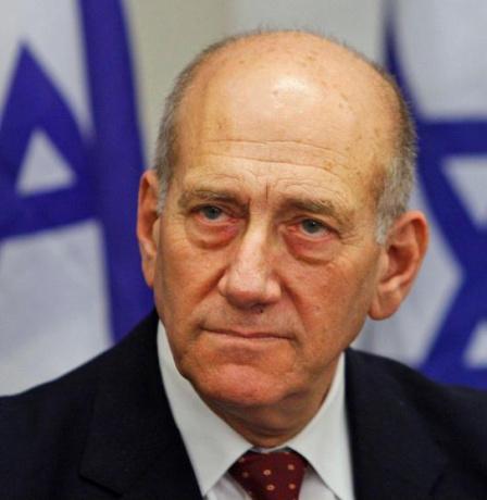 أولمرت: إسرائيل تدعم محاولة عنيفة وإجرامية للتطهير العرقي في الضفة