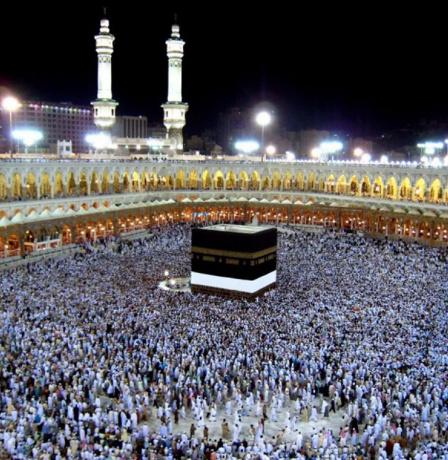 السعودية: تأشيرات الزيارة بجميع أنواعها ومسمياتها لا تخول حاملها أداء فريضة الحج