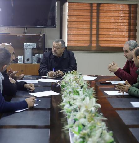 الغرفة التجارية الصناعية بغزة تعقد لقاءً متخصصاً مع اتحاد الصناعات الخشبية لبحث واقع القطاع واحتياجات التعافي