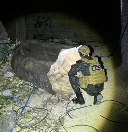 صور| الشرطة تتعامل مع شظايا صاروخية سقطت في بيت لحم