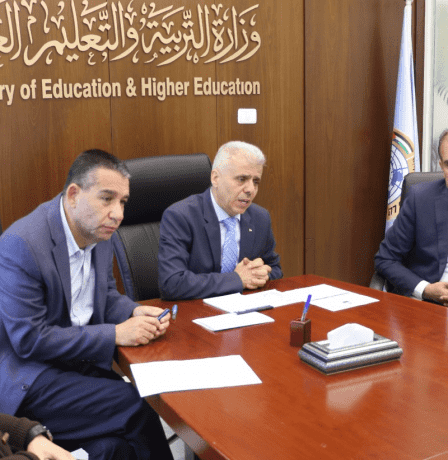 وزارتا التربية والثقافة تنظمان فعالية مركزية إلكترونية بعنوان "مدارس فلسطين تقرأ"